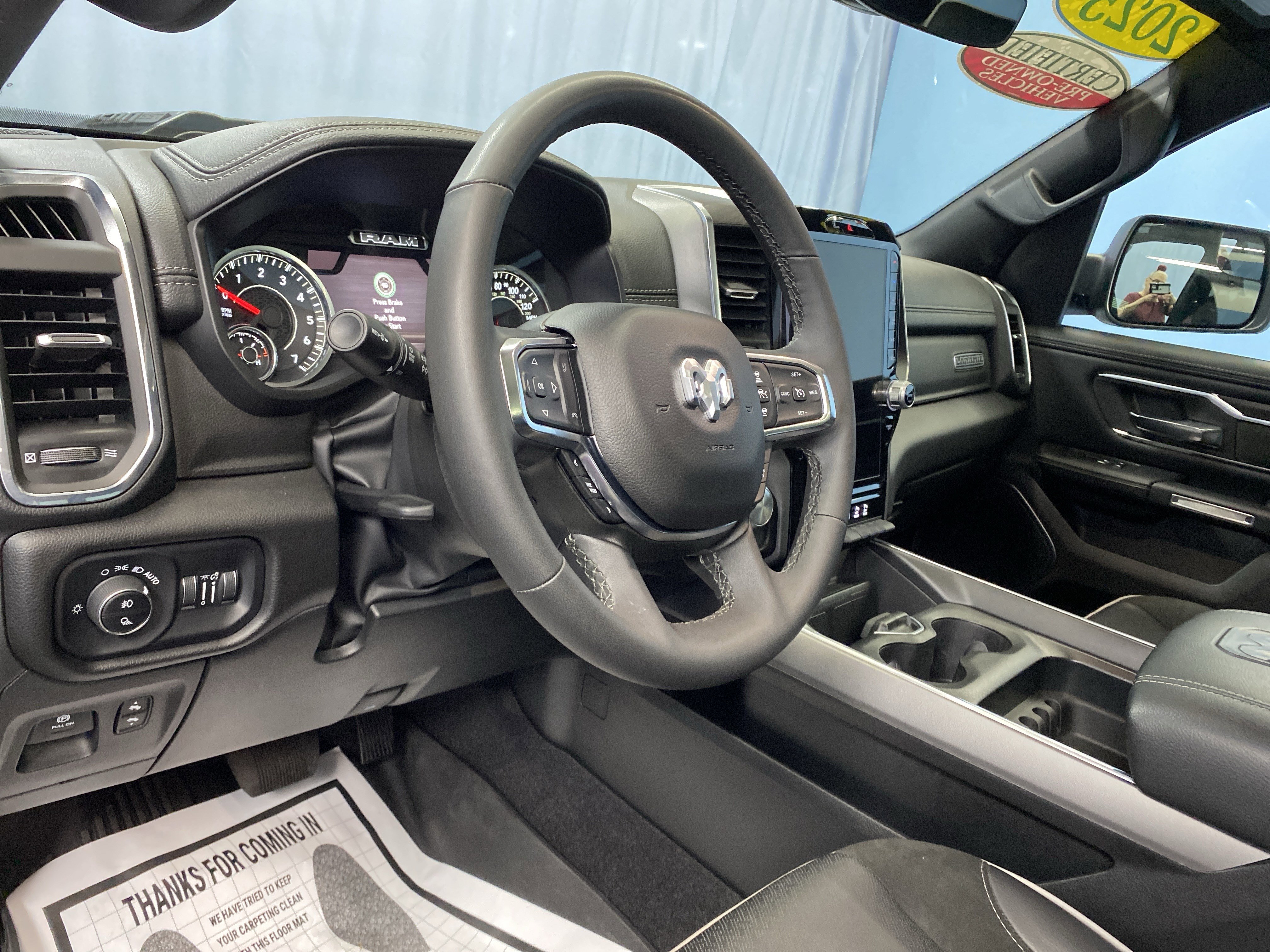 Used 2025 RAM 1500 Laramie w/ Sport Appearance Package image 10