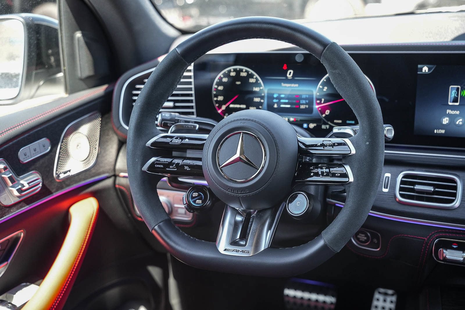 Used 2025 Mercedes-Benz GLE 53 AMG 4MATIC image 16