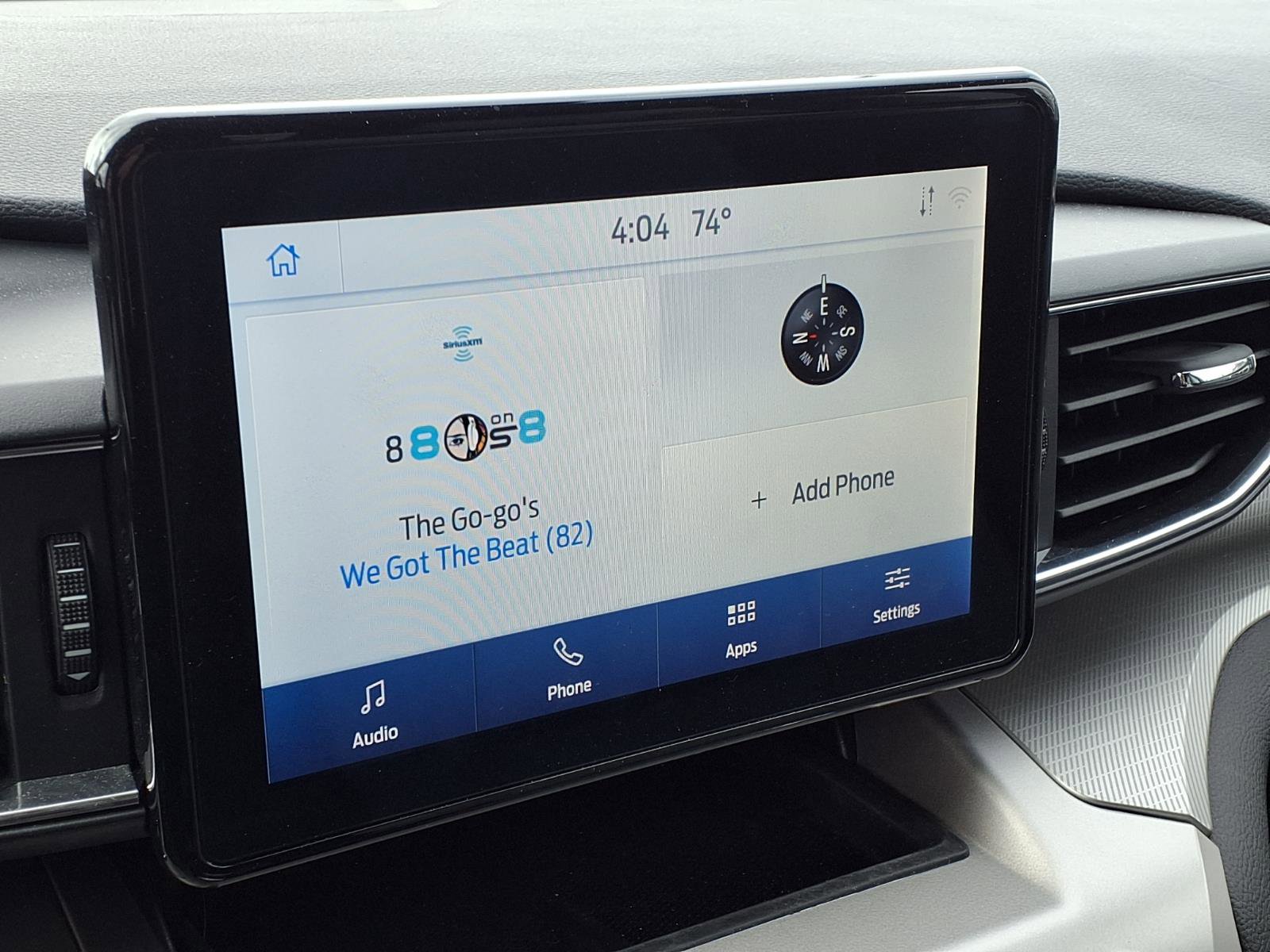 Used 2021 Ford Explorer XLT w/ Equipment Group 202A AWD/4WD image 7