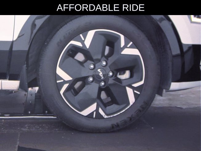 Used 2023 Kia Niro Wind FWD image 16