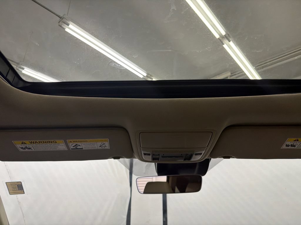 Used 2017 Acura MDX FWD image 24