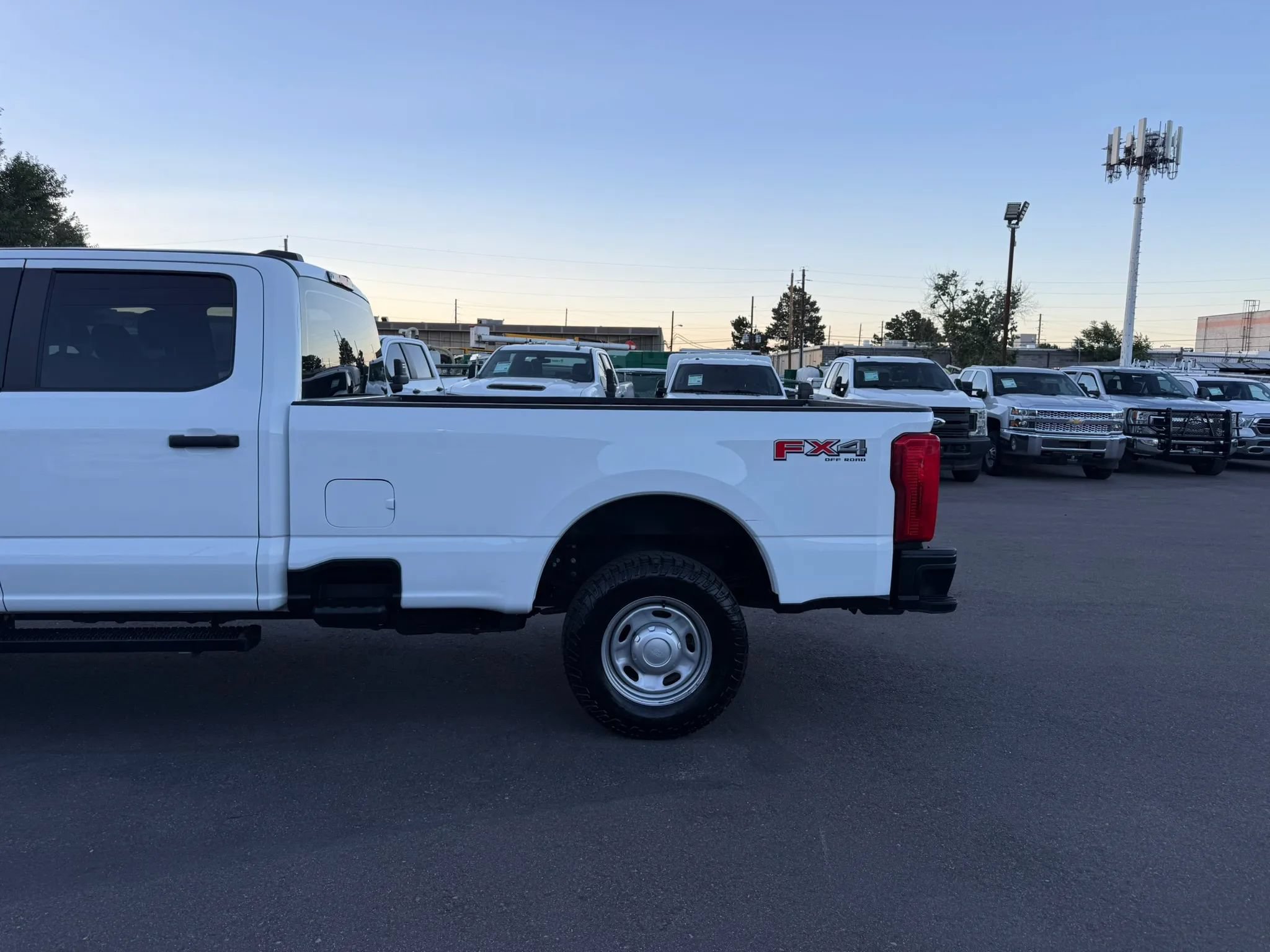 Used 2023 Ford F250 XL w/ FX4 Off-Road Package AWD/4WD image 6