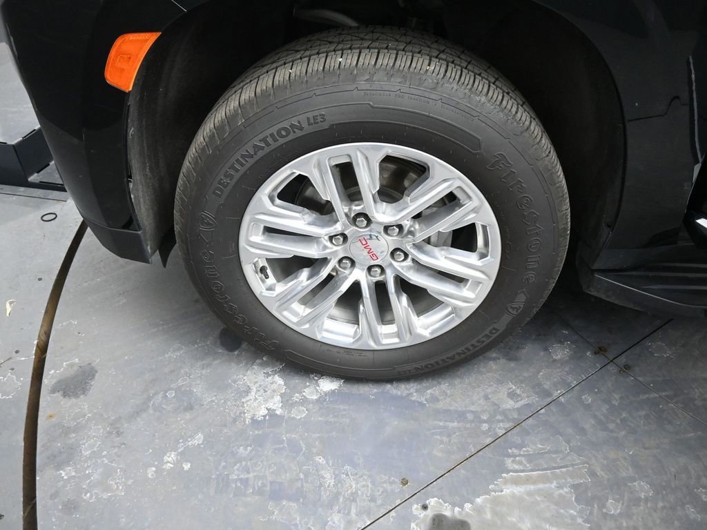 Used 2024 GMC Yukon SLT image 14