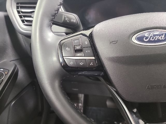 Used 2023 Ford Escape Platinum AWD/4WD image 27