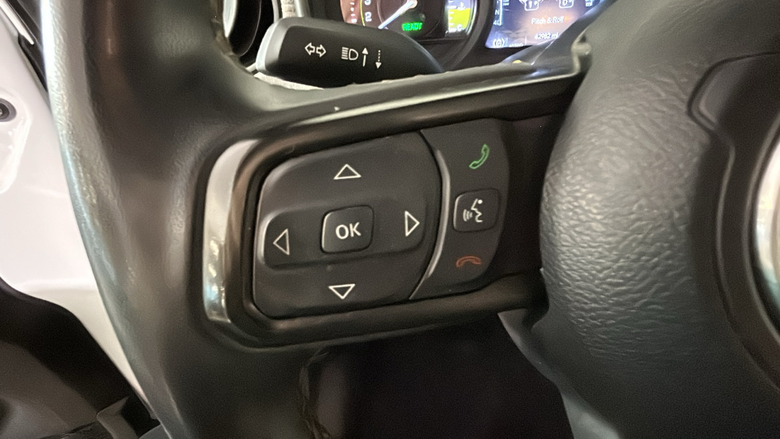 Used 2024 Jeep Wrangler Unlimited AWD/4WD image 18
