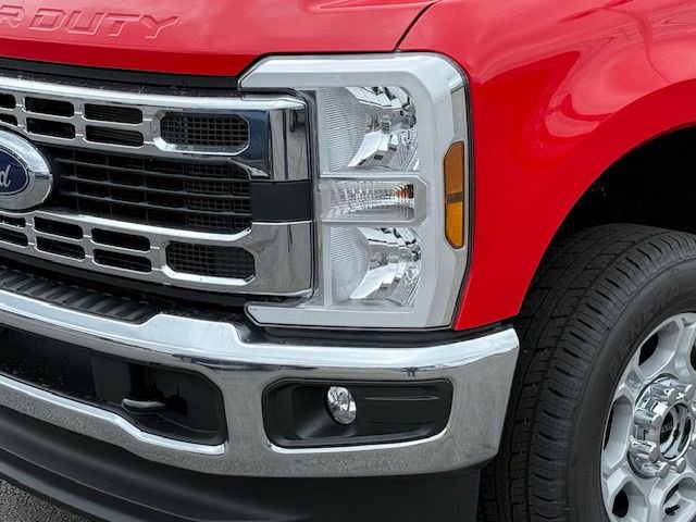 New 2025 Ford F350 XLT image 11