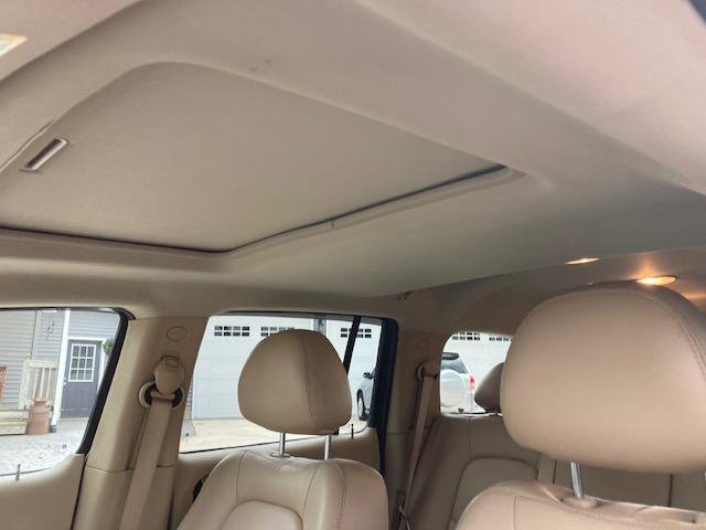 Used 2009 Chevrolet HHR LT w/ LT Preferred Equipment Group image 19