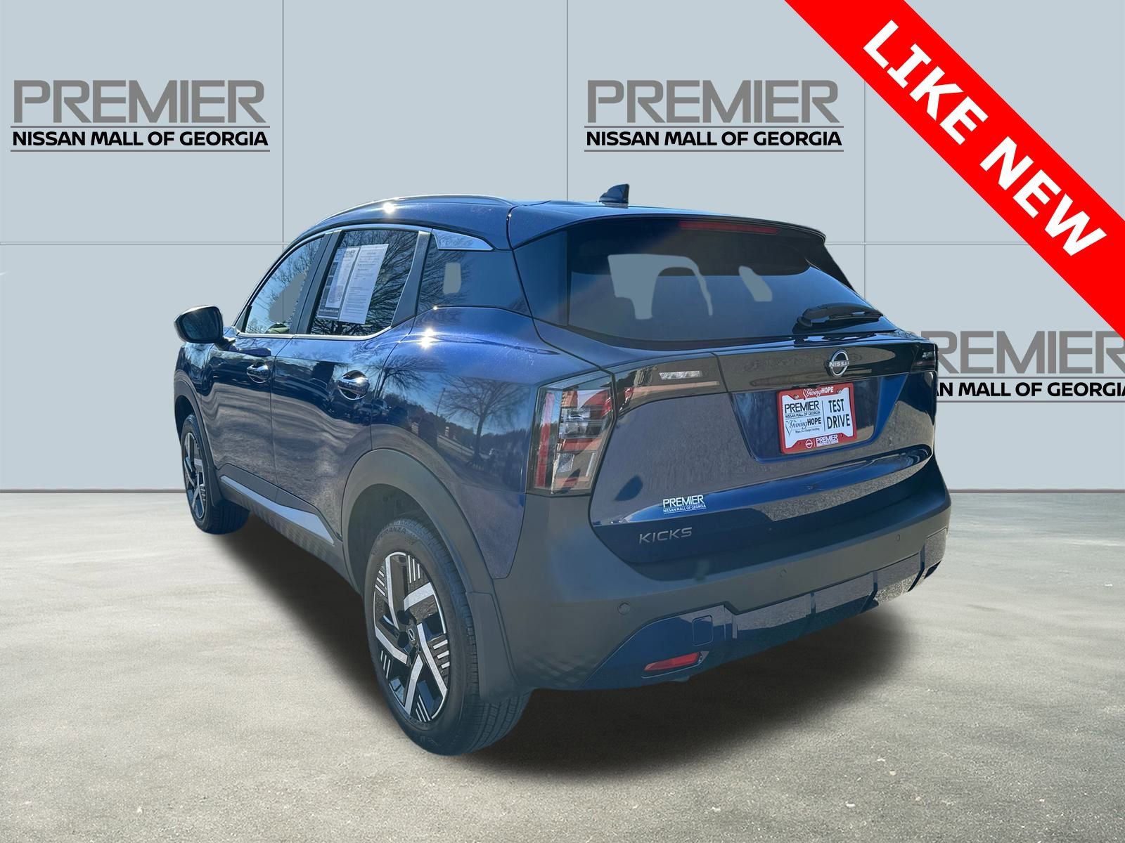 Used 2026 Nissan Kicks SV image 7