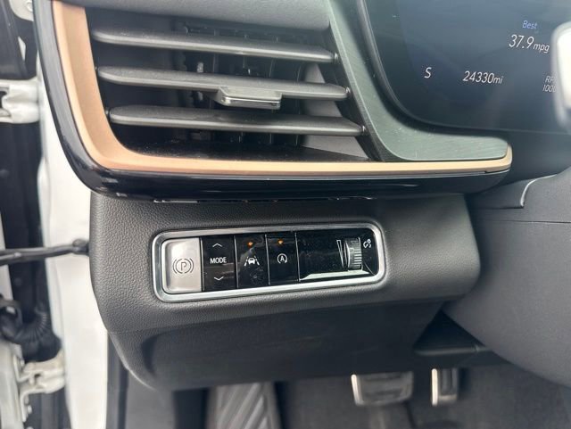 Used 2025 Buick Envision Sport Touring AWD/4WD image 15