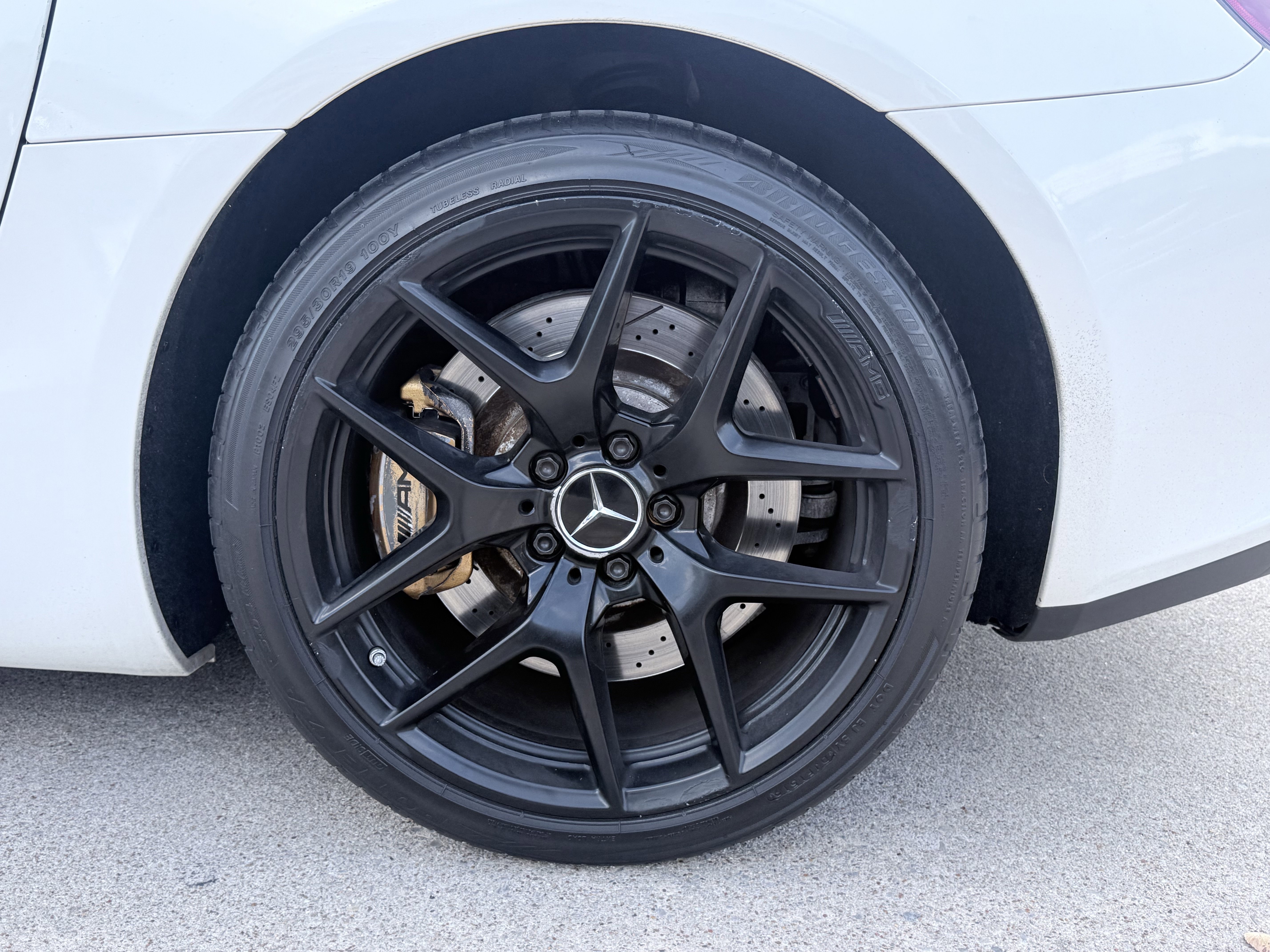 Used 2018 Mercedes-Benz AMG GT Roadster image 17