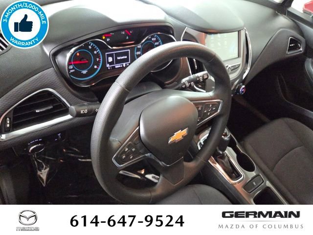 Used 2018 Chevrolet Cruze LT FWD image 16