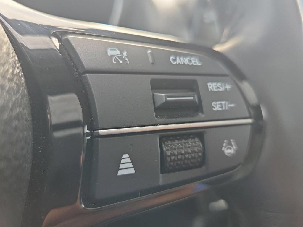 Used 2024 Honda Pilot Elite image 37