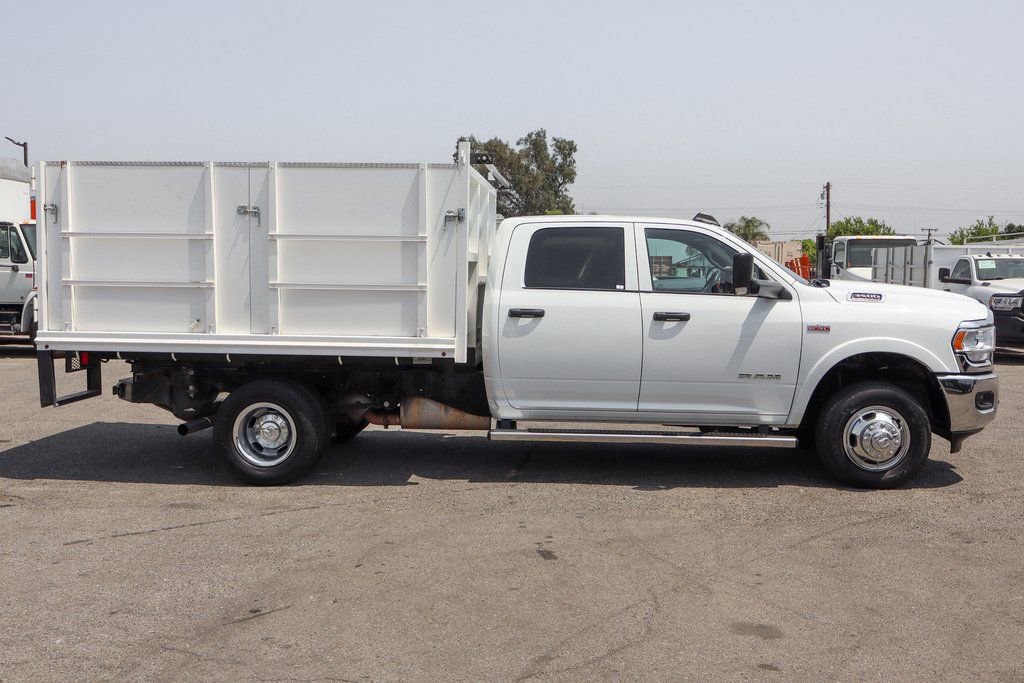 Used 2022 RAM 3500 Tradesman w/ Chrome Appearance Group AWD/4WD image 12