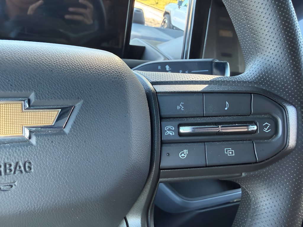 Used 2025 Chevrolet Brightdrop 400 w/ Battery Pack, Max Range AWD/4WD image 16