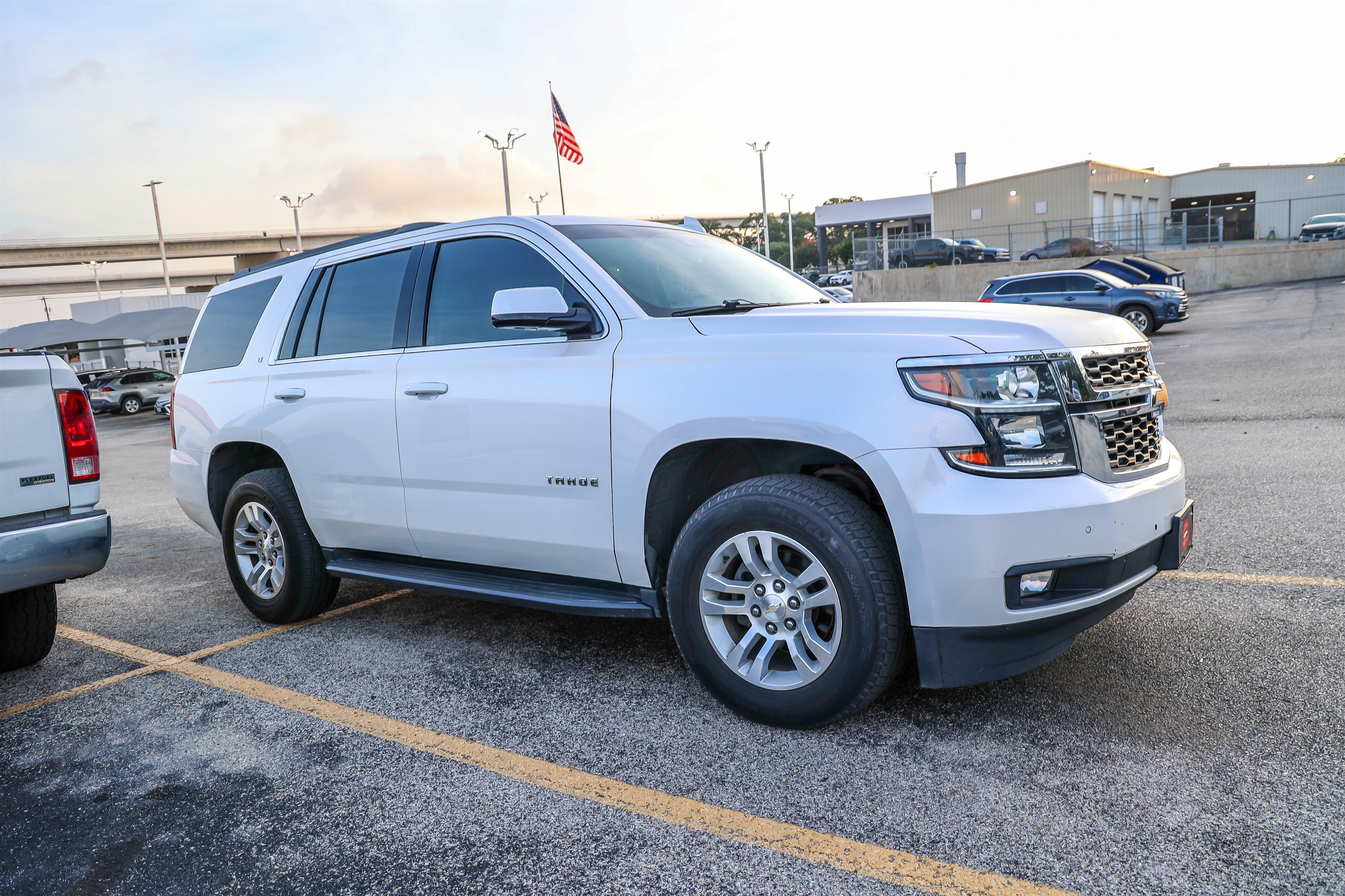 Used 2018 Chevrolet Tahoe LT AWD/4WD image 7