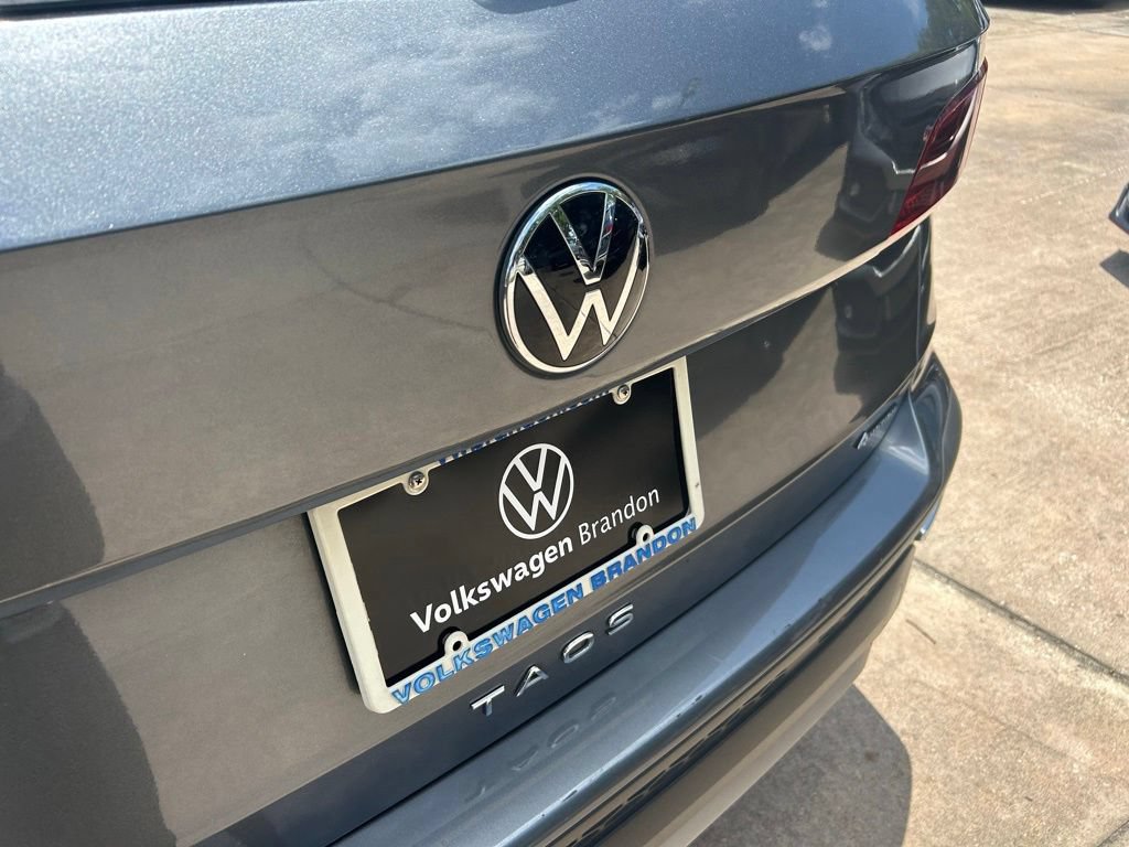 Certified 2022 Volkswagen Taos SE AWD/4WD image 32