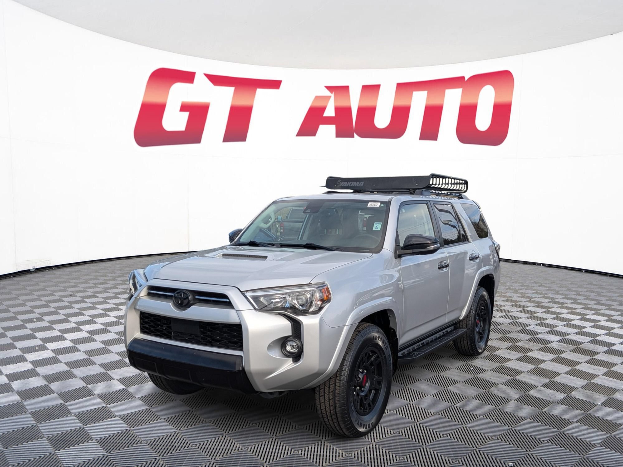 Used 2021 Toyota 4Runner Venture AWD/4WD image 2