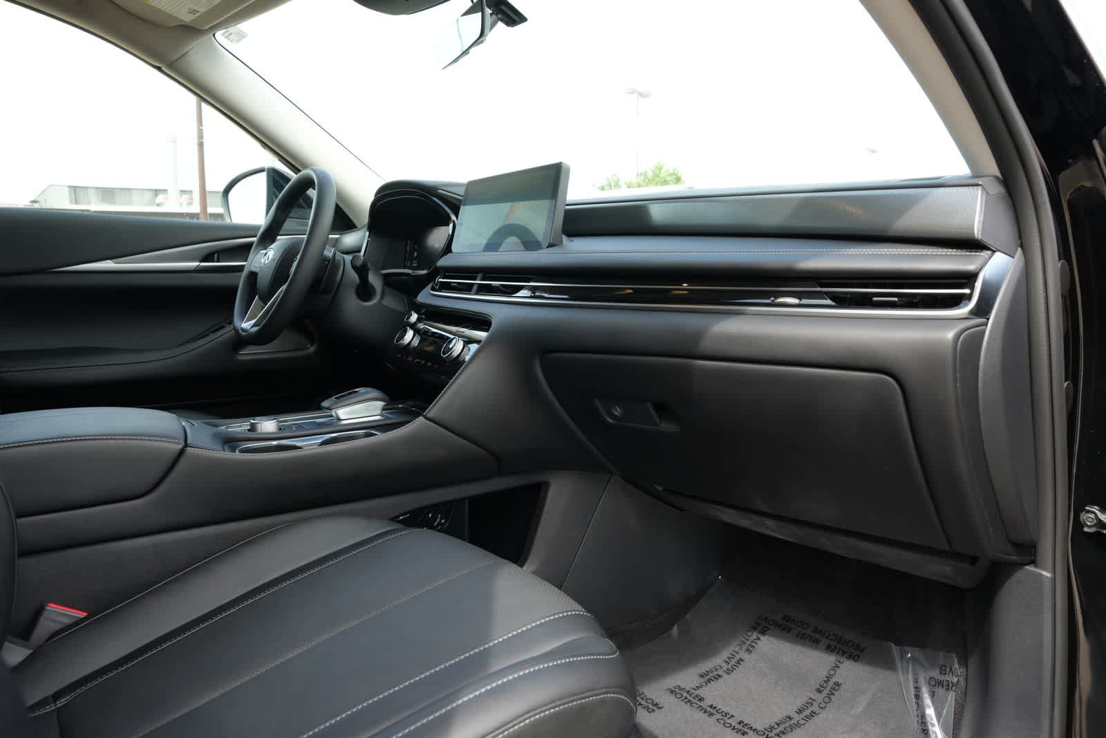 Certified 2027 INFINITI QX60 Pure w/ Cargo Package FWD image 21