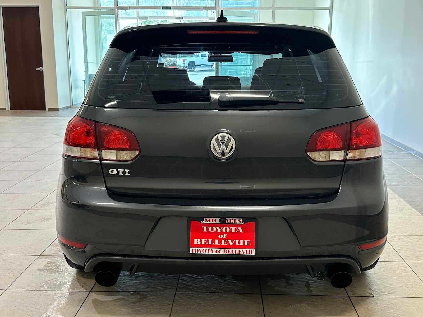 Used 2013 Volkswagen GTI w/ Convenience Package image 5