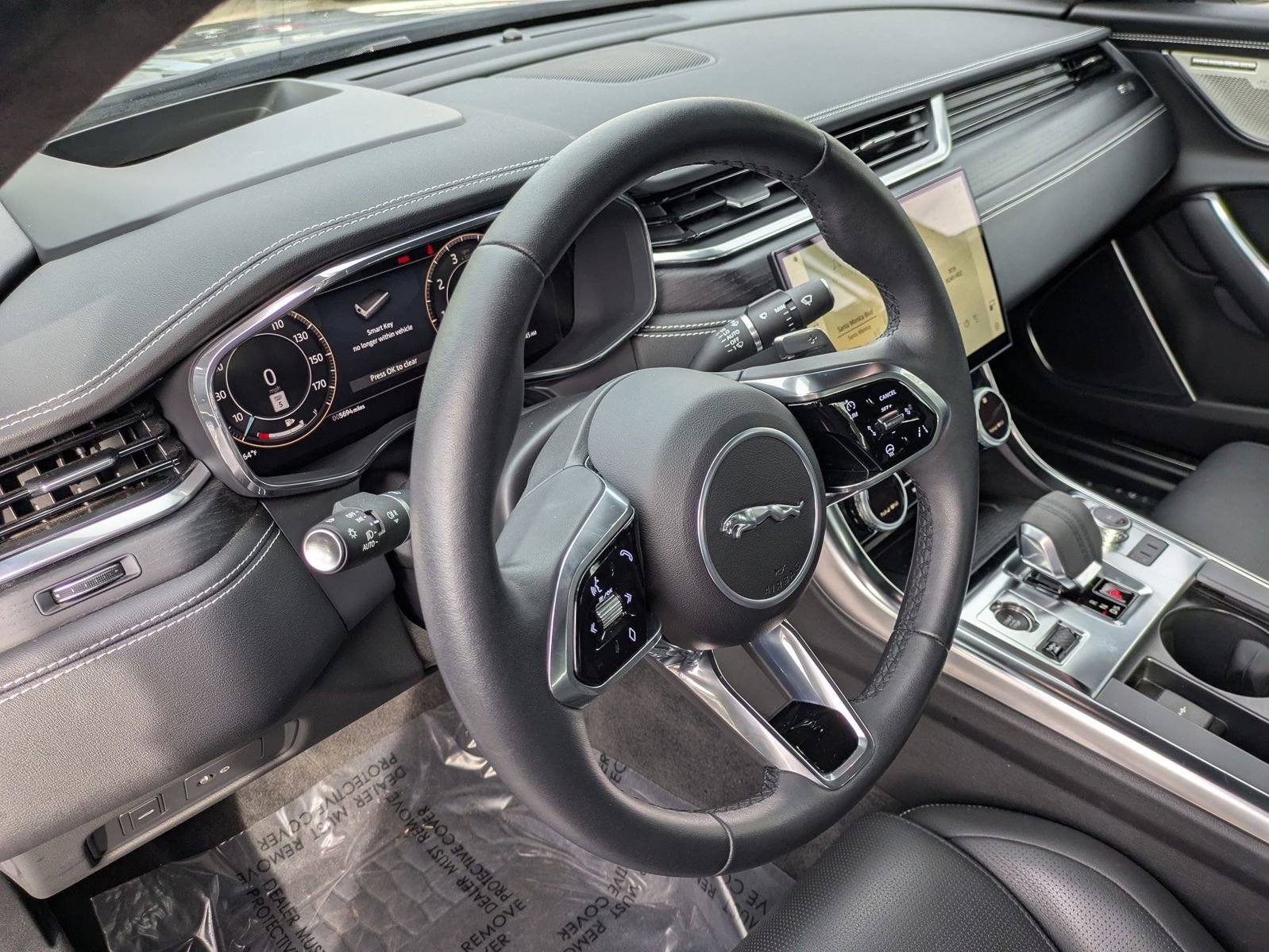 Used 2024 Jaguar XF R-Dynamic SE image 16