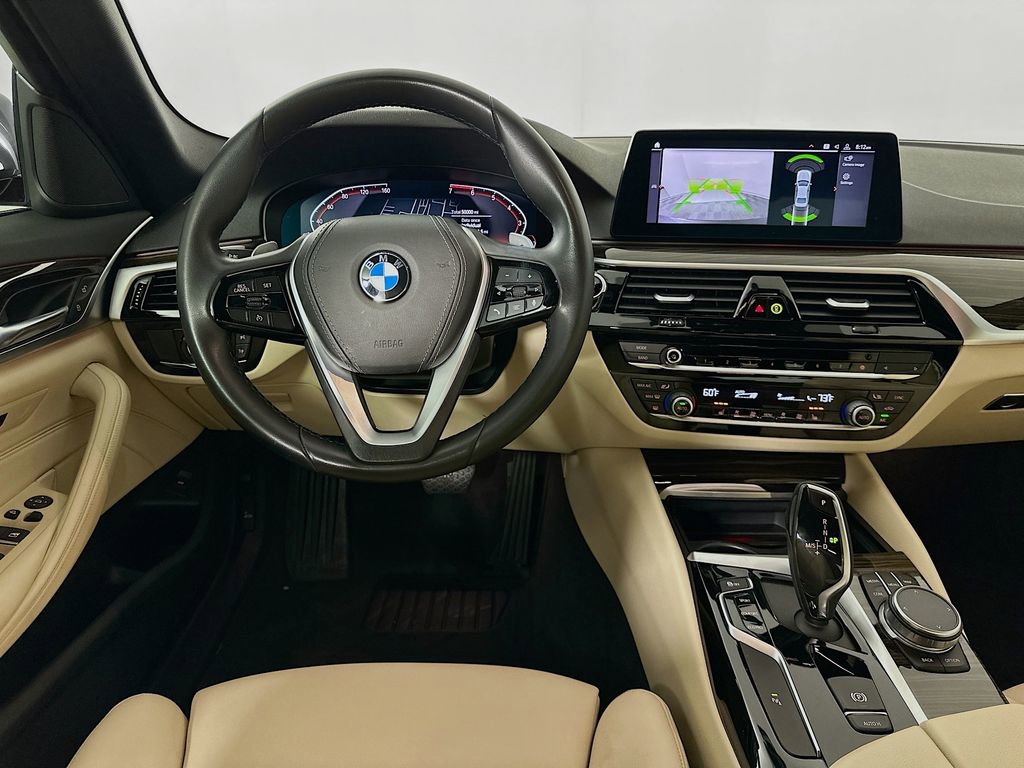 Used 2020 BMW 530i w/ Lighting Package image 23