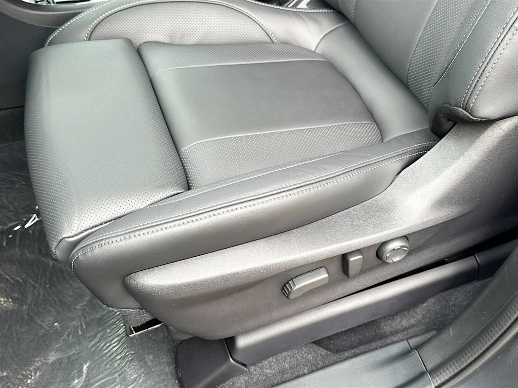 New 2026 Subaru Ascent Limited AWD/4WD image 23