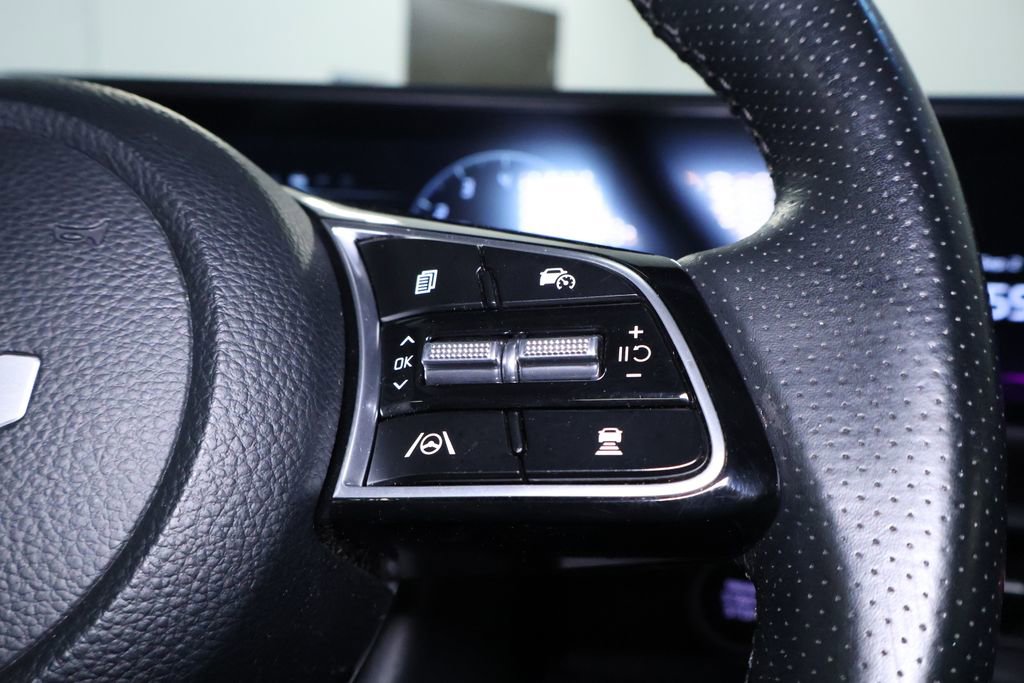 Used 2024 Kia Seltos SX w/ SX Sunroof Package image 22