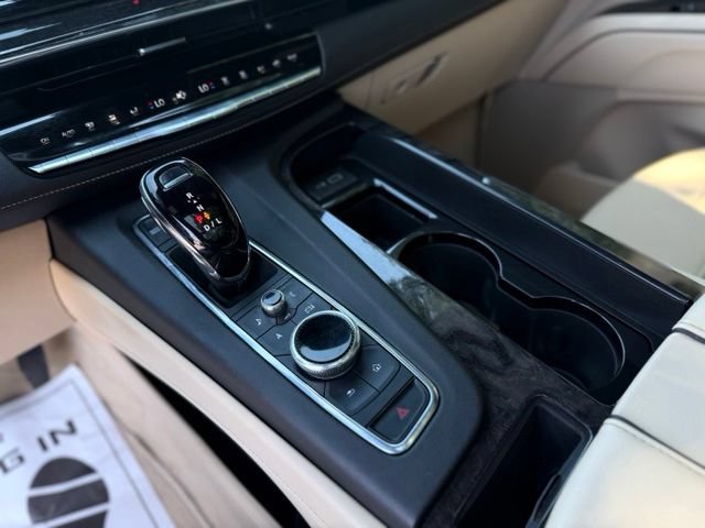 Used 2023 Cadillac Escalade ESV Premium Luxury AWD/4WD image 48
