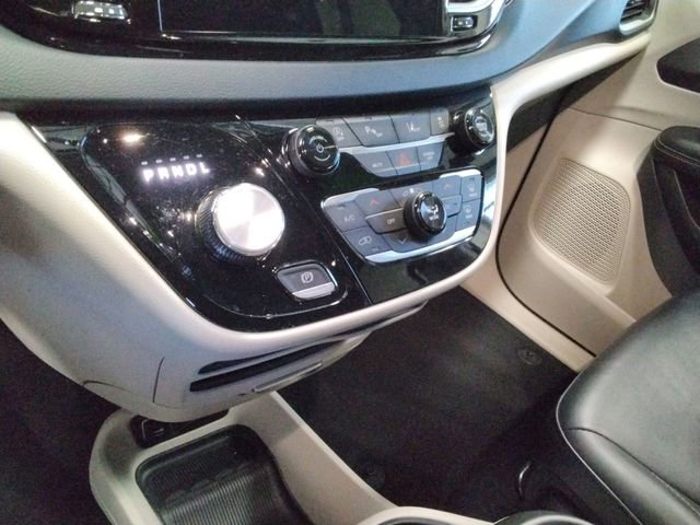 Used 2024 Chrysler Pacifica Touring-L image 31
