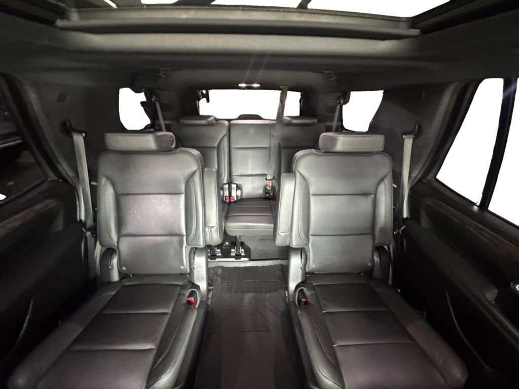 Used 2023 Chevrolet Tahoe Z71 w/ Luxury Package image 18