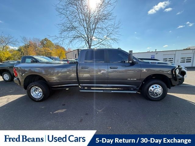 Used 2022 RAM 3500 Big Horn w/ Level C Equiment Group image 11