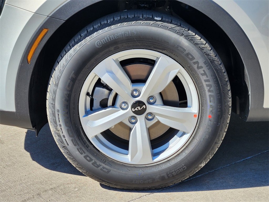 New 2026 Kia Sorento LX image 7