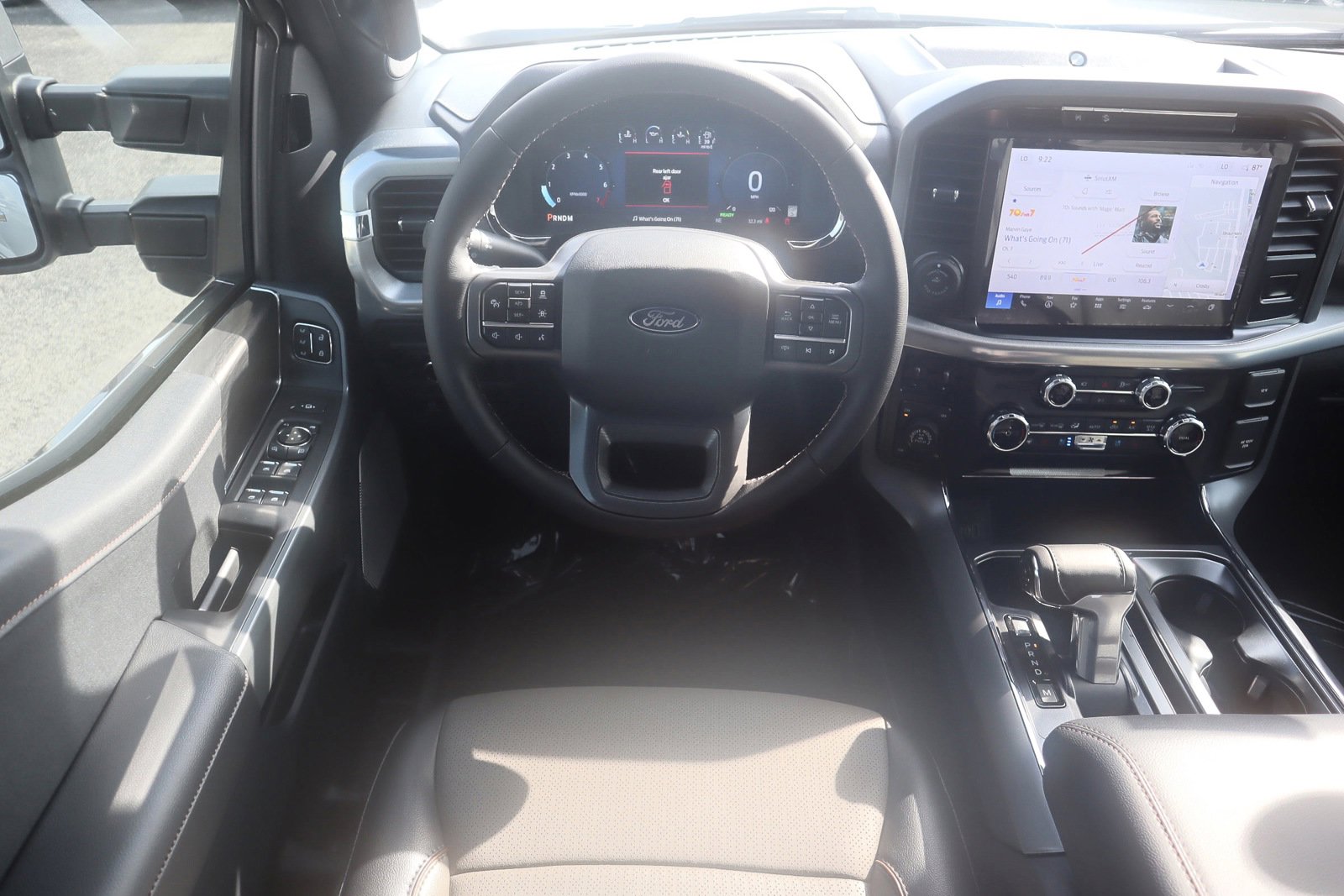 New 2025 Ford F150 Lariat w/ Equipment Group 501A Mid image 21