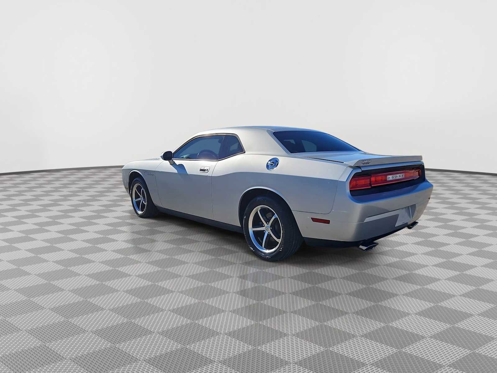 Used 2010 Dodge Challenger R/T image 6
