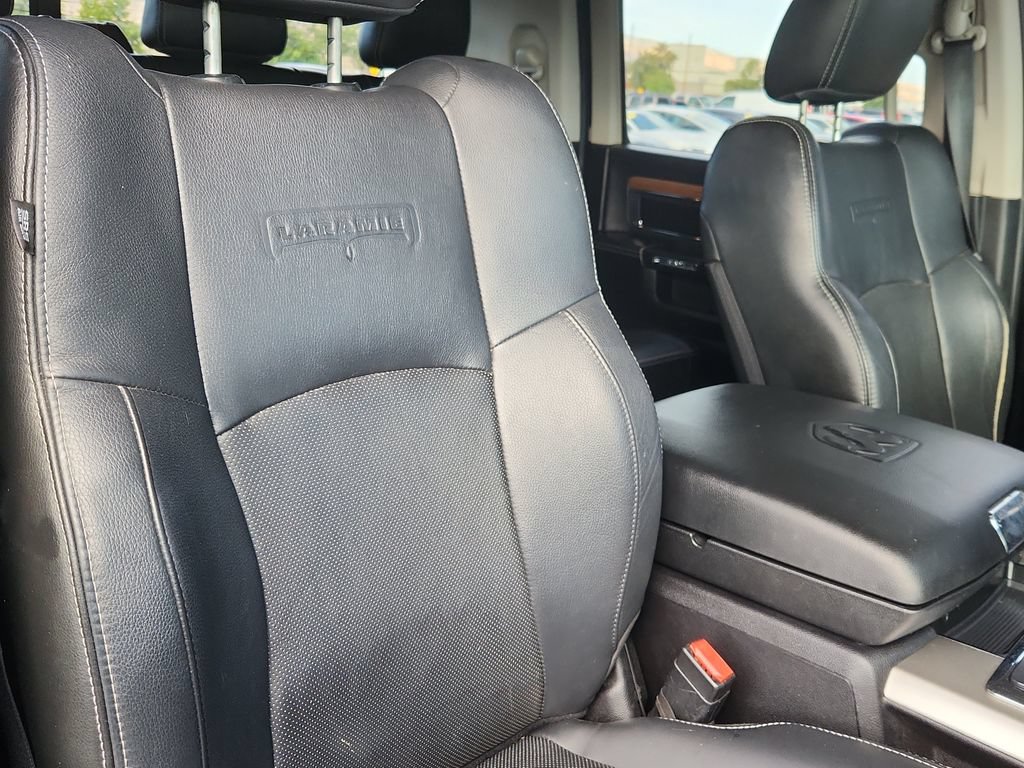 Used 2014 RAM 3500 Laramie w/ Cold Weather Group AWD/4WD image 17
