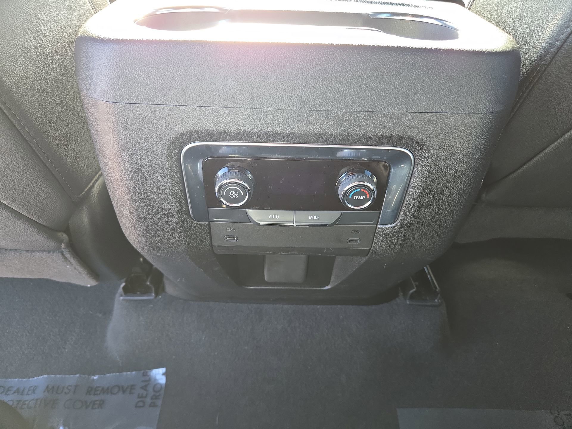 Used 2025 Chevrolet Tahoe LT image 18