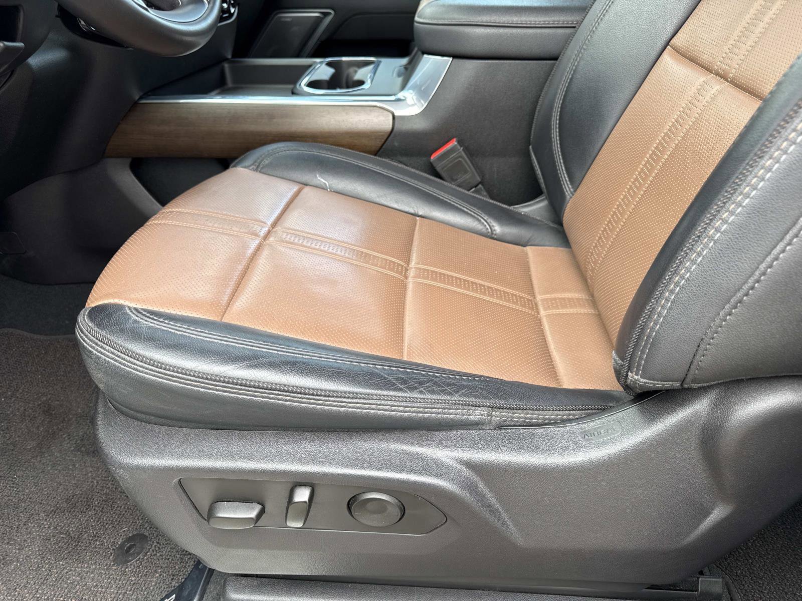 Used 2024 Chevrolet Silverado 2500 High Country image 19