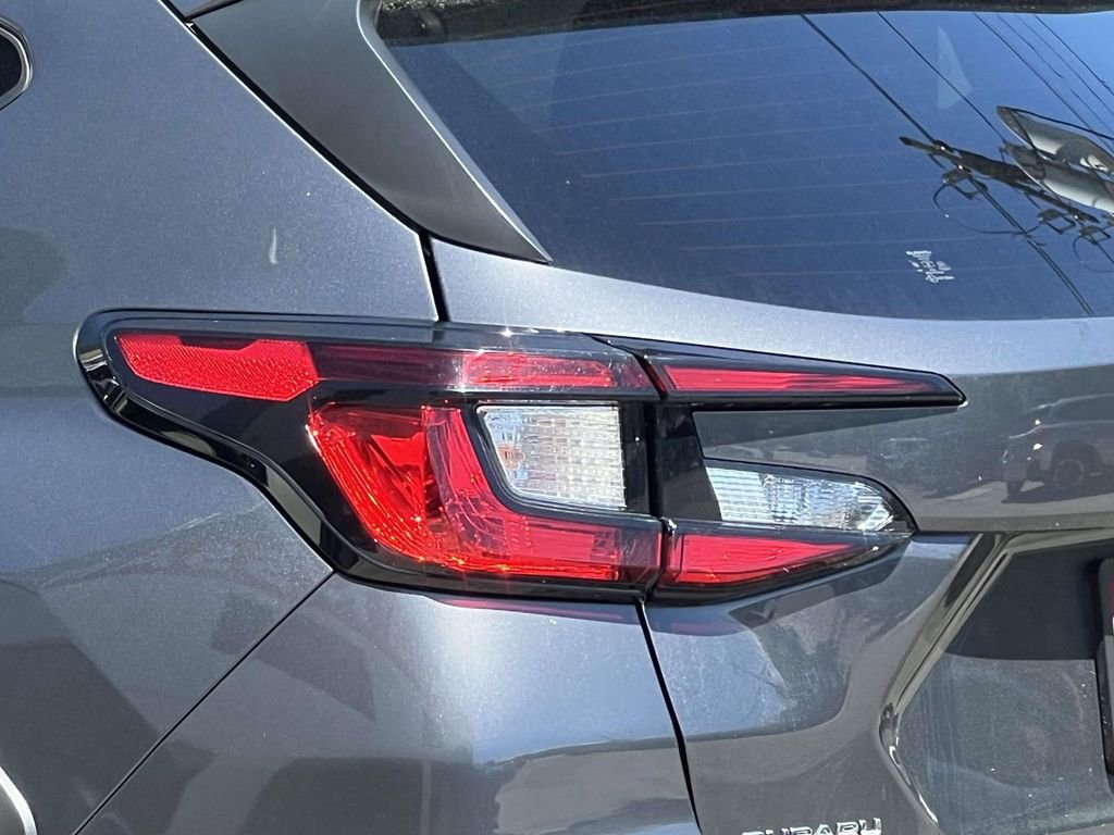 Used 2024 Subaru Crosstrek 2.0i Premium AWD/4WD image 9