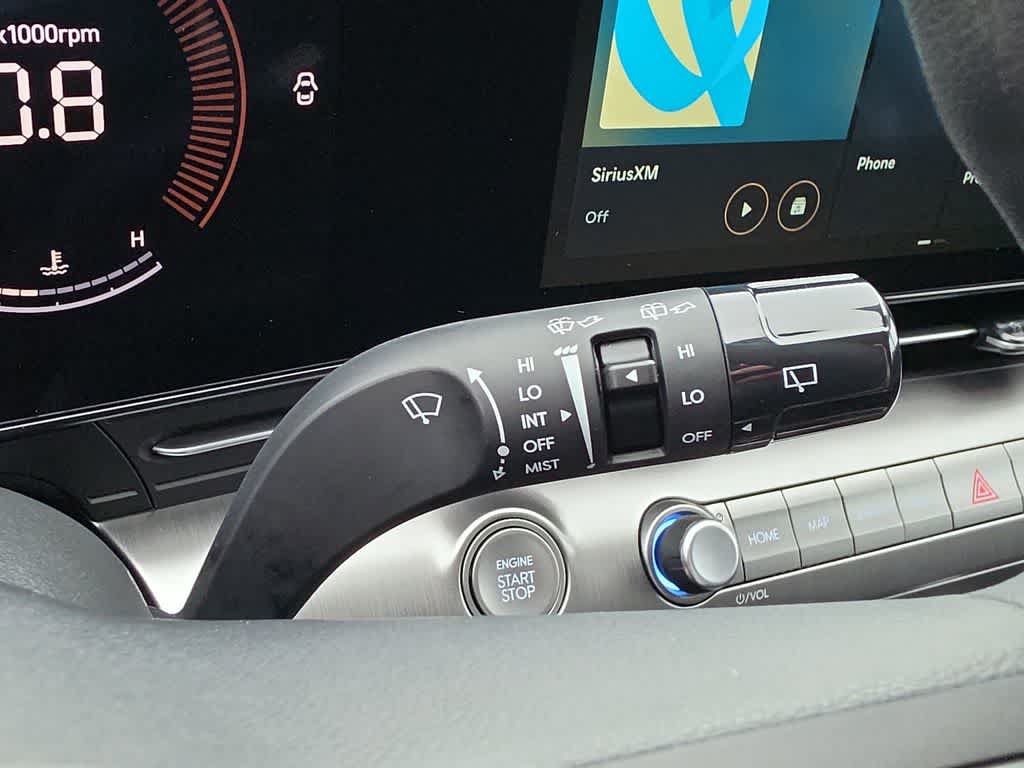 New 2027 Hyundai Kona SE FWD image 26