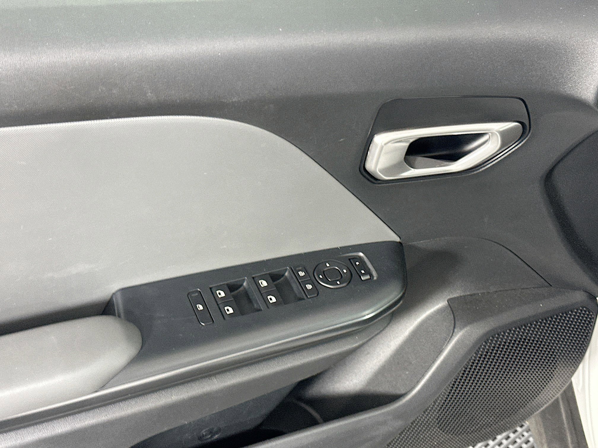 Used 2025 Kia K4 LXS image 15