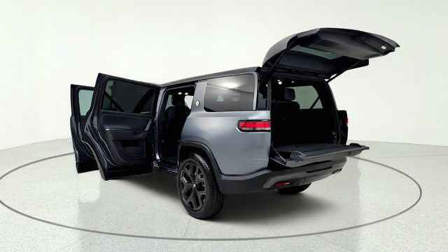 Used 2026 Rivian R1S Adventure AWD/4WD image 16