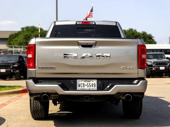 Used 2025 RAM 1500 Laramie AWD/4WD image 6