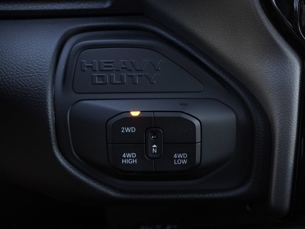 New 2026 RAM 2500 Big Horn AWD/4WD image 19