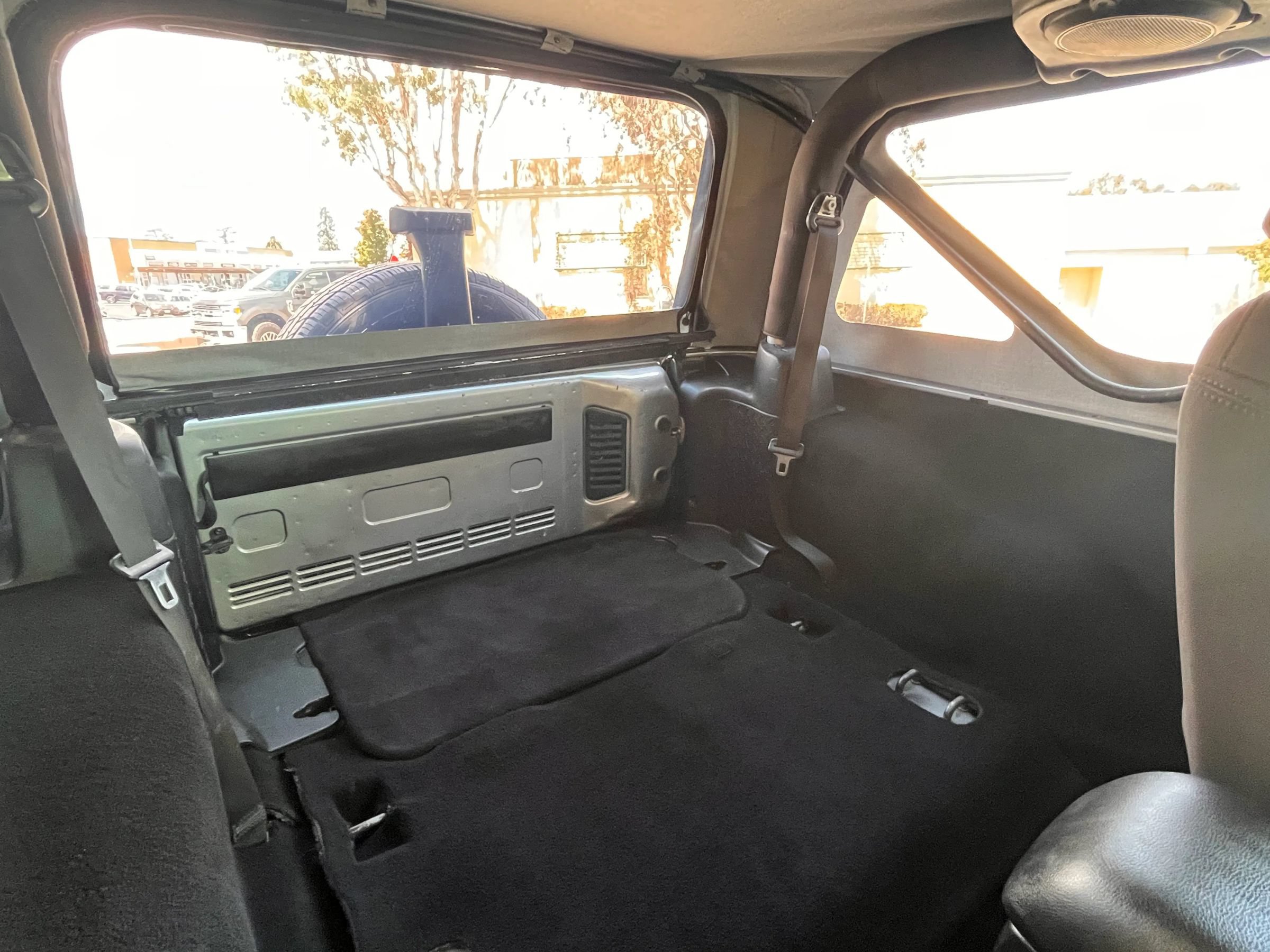 Used 2013 Jeep Wrangler Sport AWD/4WD image 14