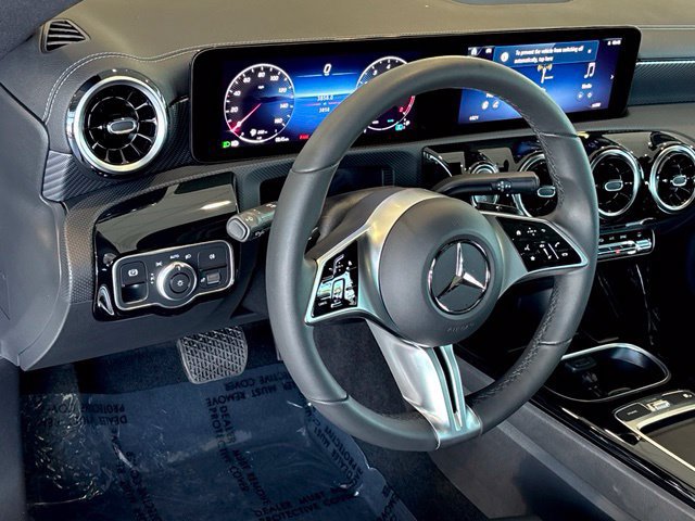 Certified 2026 Mercedes-Benz CLA 250 4MATIC image 29