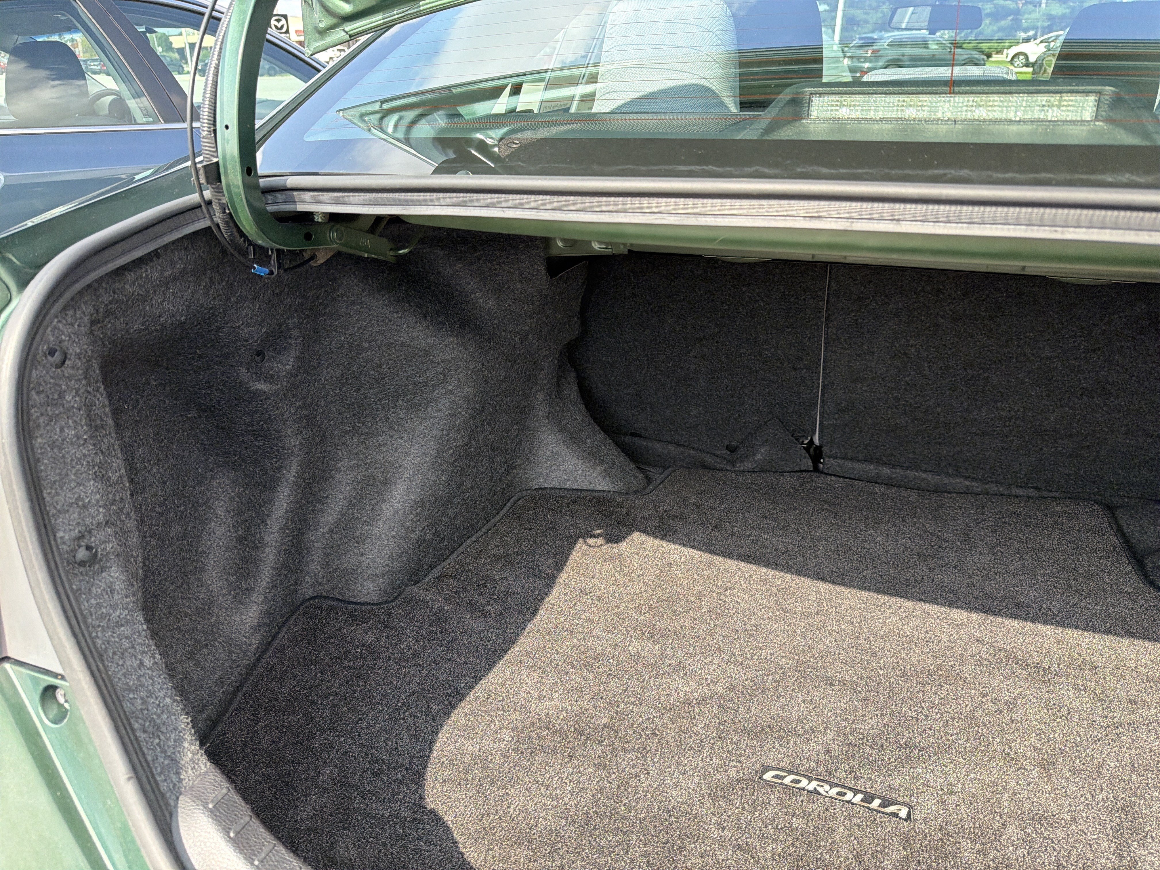 Used 2015 Toyota Corolla LE w/ Body Protection Package #1 FWD image 44