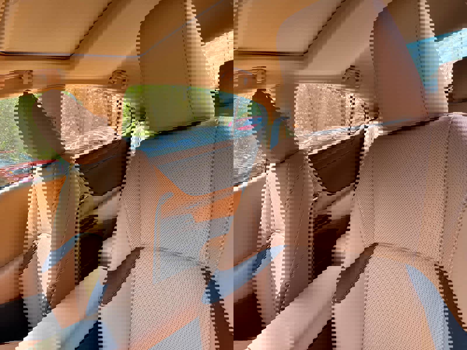 Used 2023 Lexus ES 350 w/ Premium Package image 16