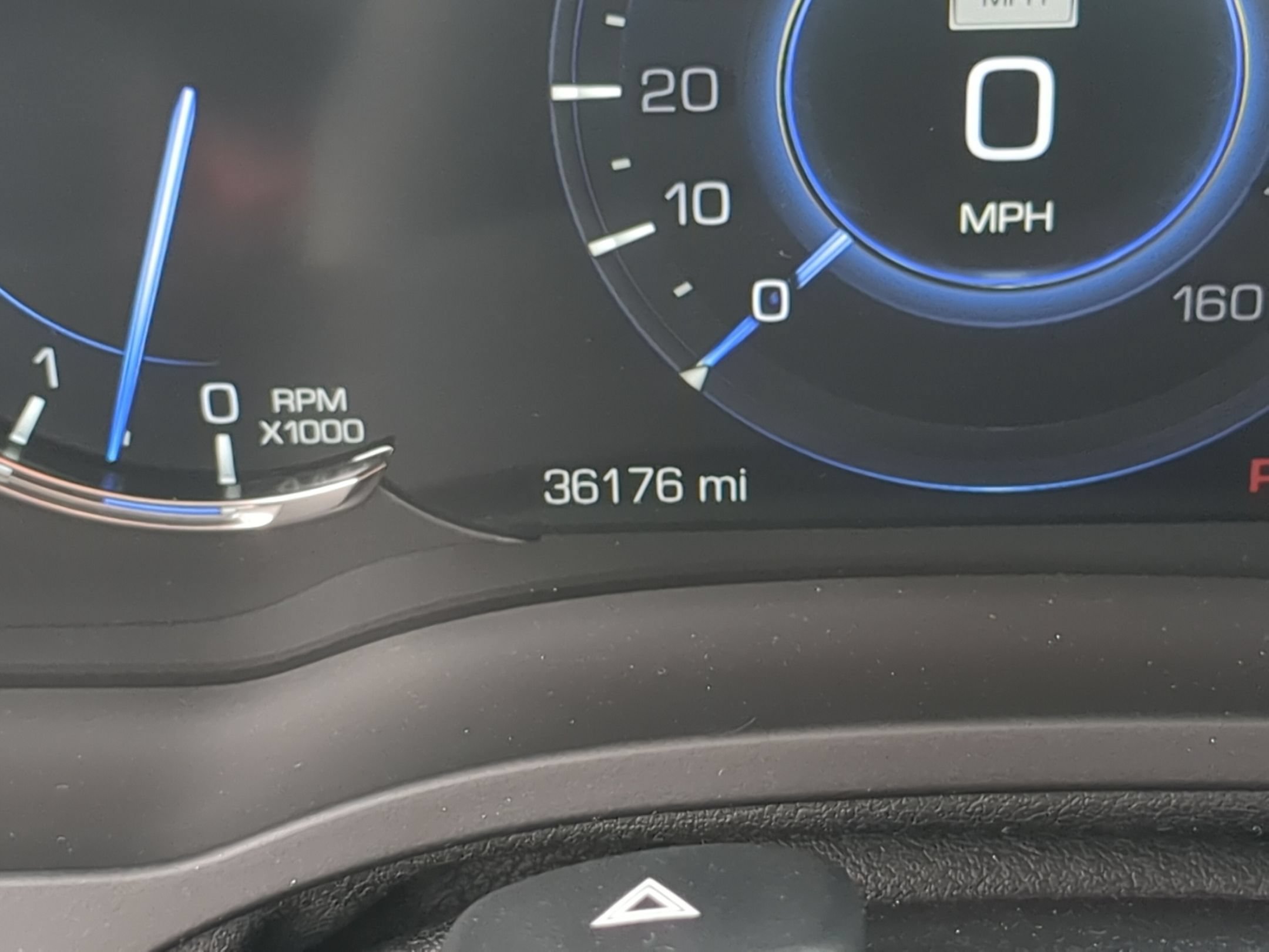 Certified 2020 Cadillac Escalade Luxury AWD/4WD image 10