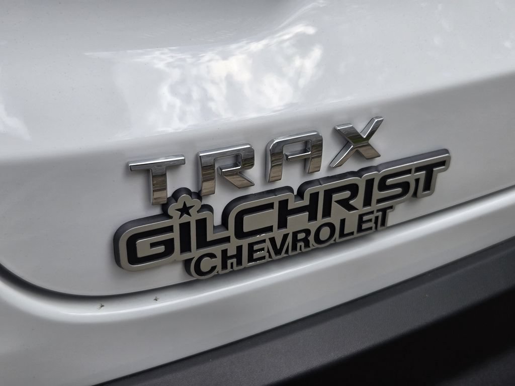 New 2026 Chevrolet Trax LS FWD image 12