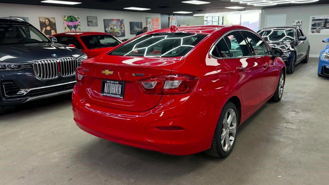 Used 2017 Chevrolet Cruze Premier FWD image 5
